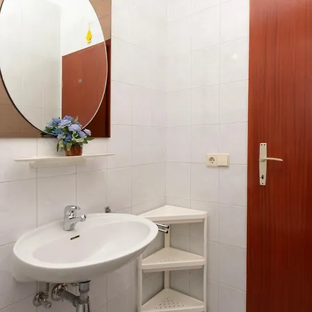 Urlicic Lägenhet Omiš