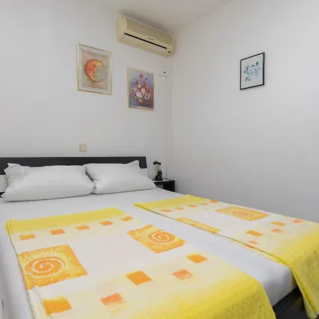 Urlicic Apartment *